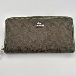 COACH Long Wallet Signature Jacquard Long Zip Around Wallet CU150 Greyish green